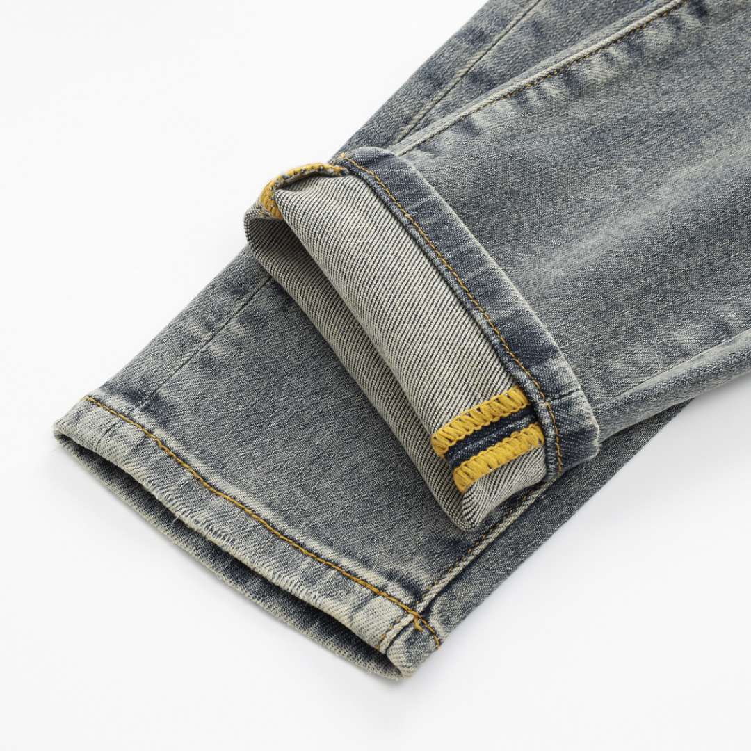 Red Cobra Grey Jeans