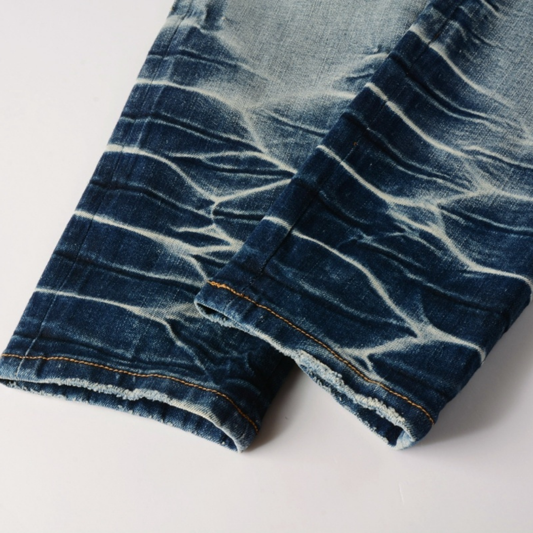 Staggered Blue Jeans